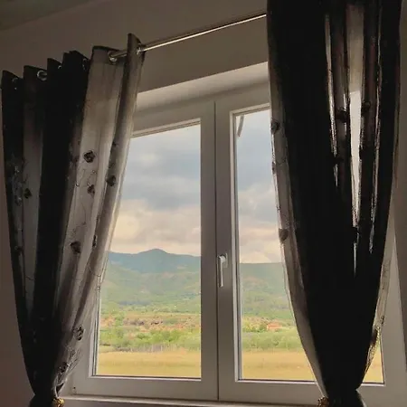 Adriatik Guest house Permet