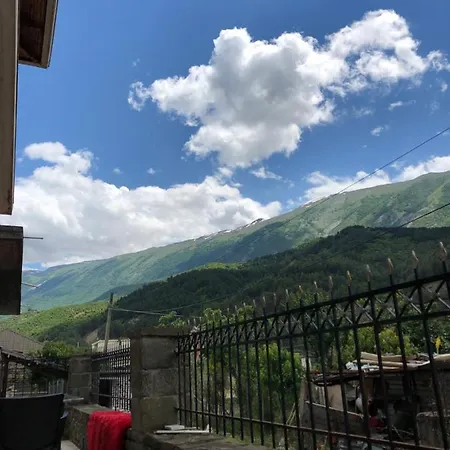Adriatik Guest house Permet