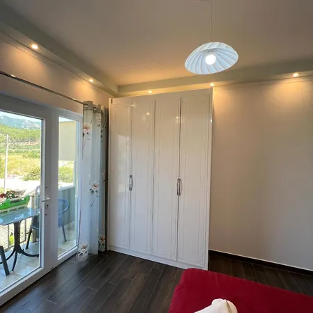 게스트하우스 Adriatik Përmet