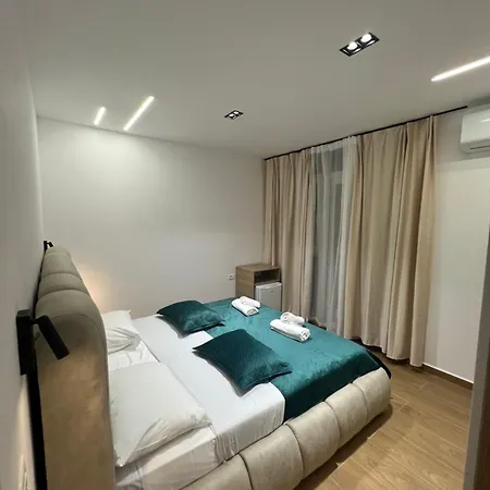 게스트하우스 Adriatik Përmet