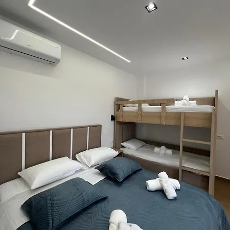 Adriatik 招待所 Përmet