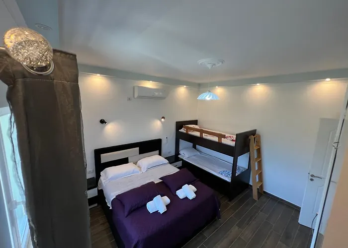 Adriatik Guest house 4*