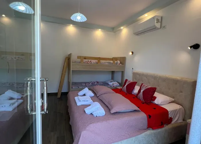 招待所 Adriatik Përmet