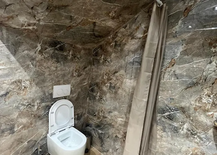 Adriatik Guest house 4*